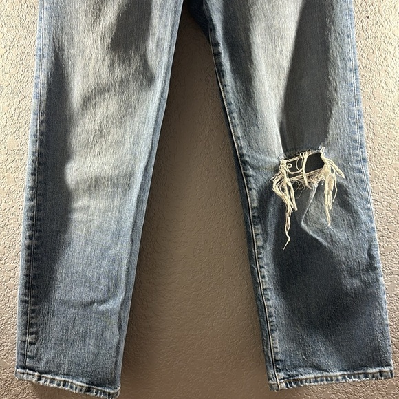 Levi’s Ribcage Straight Ankle in Haters Gonna Hate Wash - Picture 8 of 15